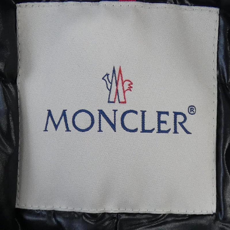 Áo khoác lông vũ MONCLER 635199