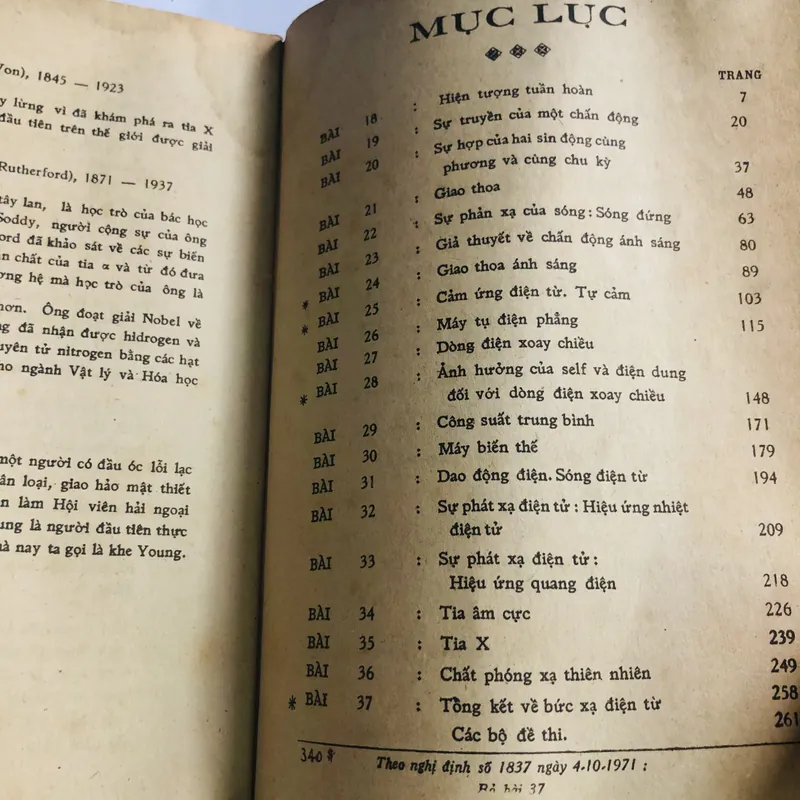 📚 BỘ 2 TẬP BÀI GIẢI TOÁN VẬT LÝ LỚP 12AB 571056