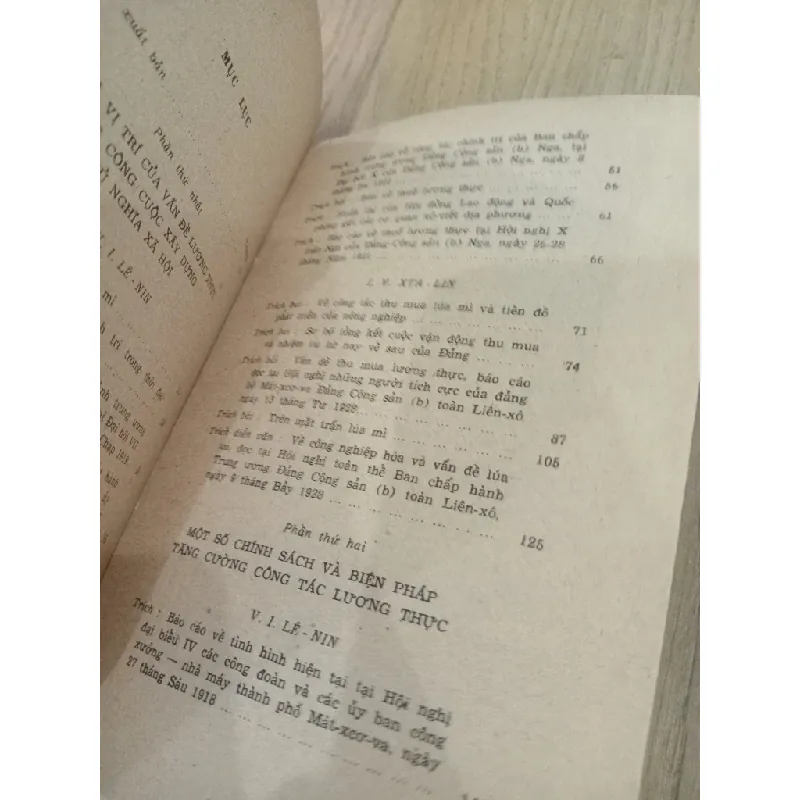 Về vấn đề lương thực - V. I. Lê-nin, I. V. Xta-lin 567733