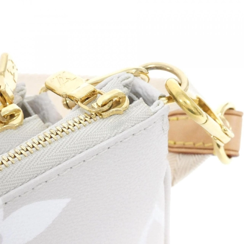 Túi xách vai Louis Vuitton By The Pool Multi Pochette Accessoires M57634 612174