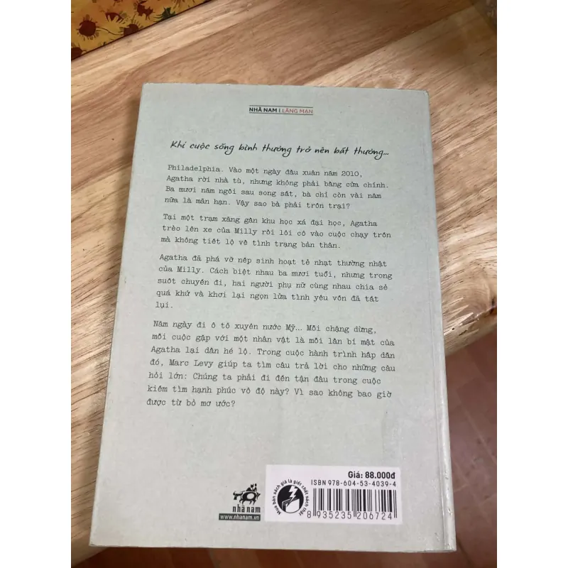 Một Ý Niệm Khác Về Hạnh Phúc - Marc Levy 976650