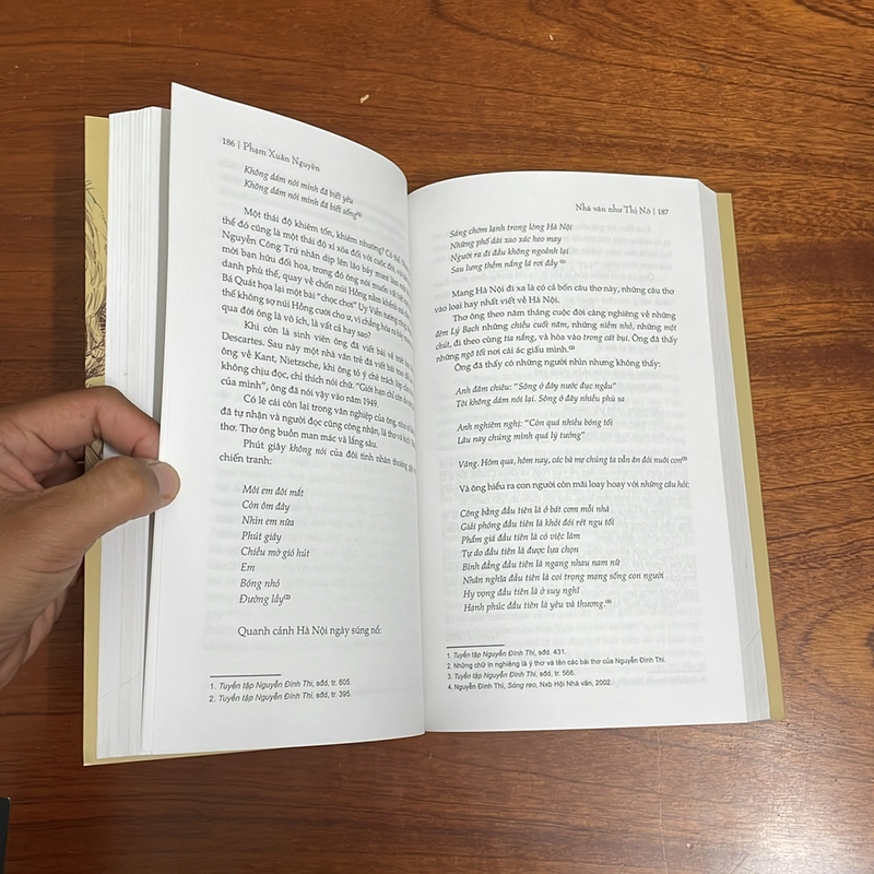 II Tựa sách: Nhà Văn Như Thị Nở (Nguyên Văn 1) - Phạm Xuân Nguyên - 2014 496708