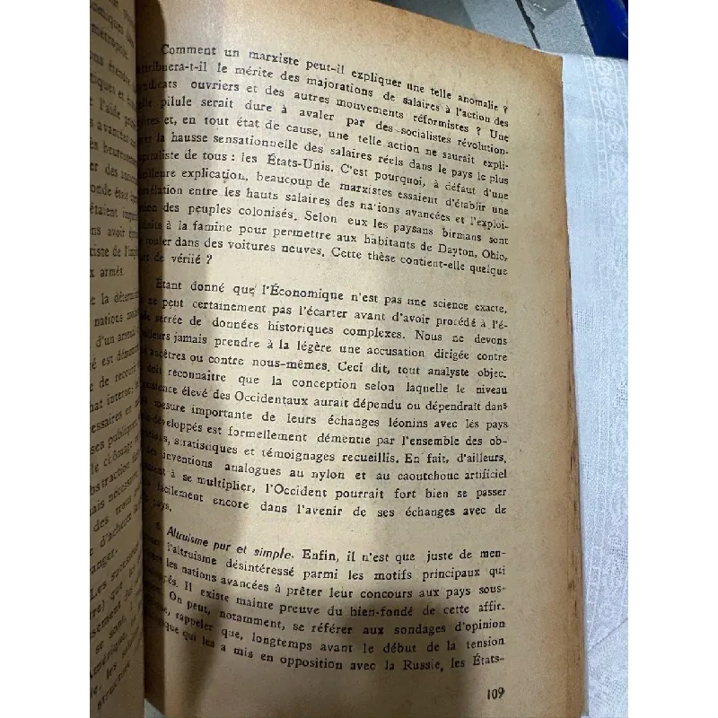 Nghiên cứu kinh tế và văn kiện doanh thương - Trần Thiên Vọng 690212