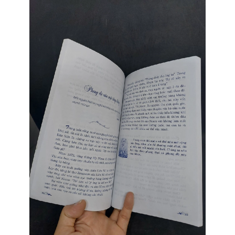 Sống và góp nhặt 2011 mới 90% HPB.HCM2606 364831