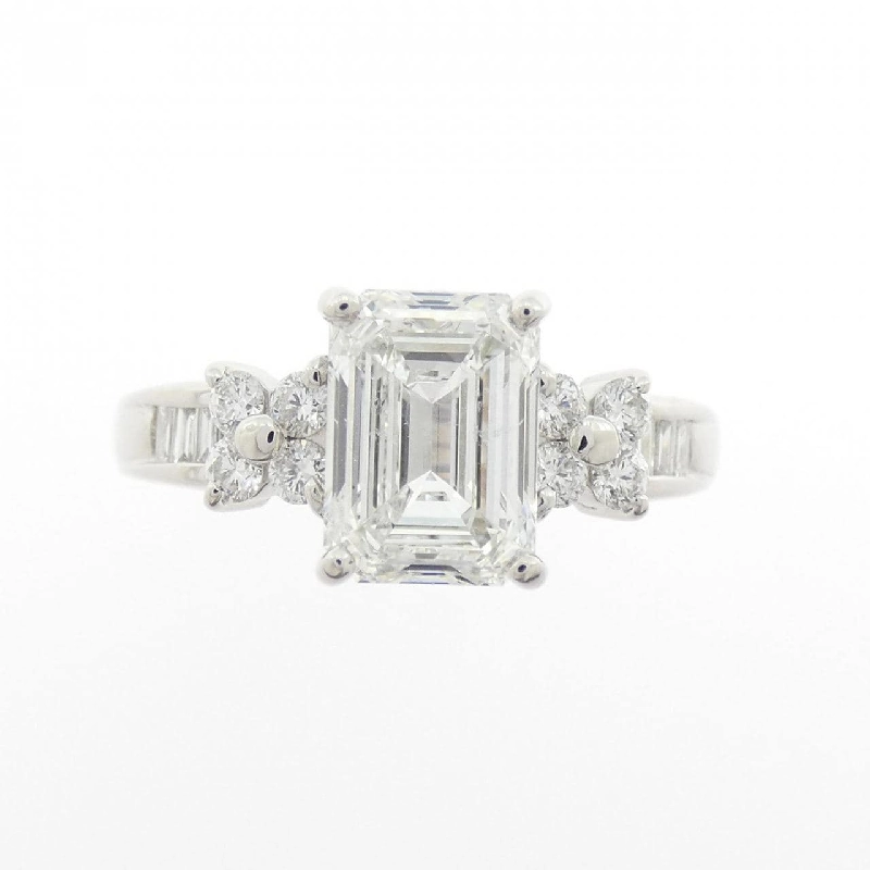 Nhẫn kim cương PT900 1.500CT F SI2 cắt hình Emerald - Hàng hiệu Authentic 874091