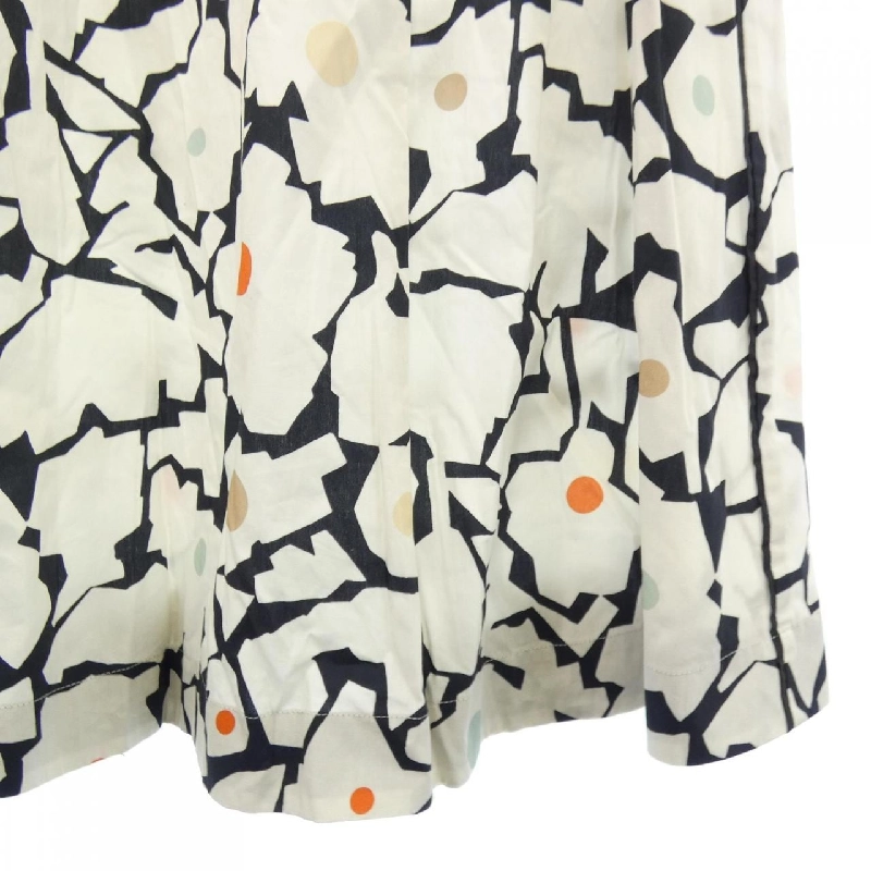 Váy hanui - Hàng hiệu Authentic 810362