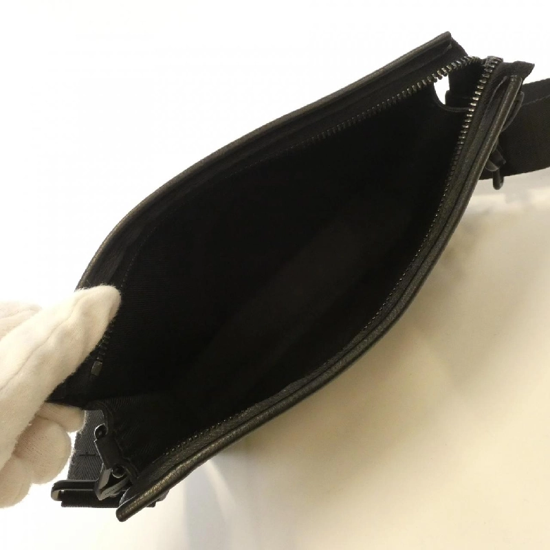 Túi đeo vai Louis Vuitton Monogram Shadow Gaston Wearable Wallet M81115 - Hàng hiệu Chính hãng 802963