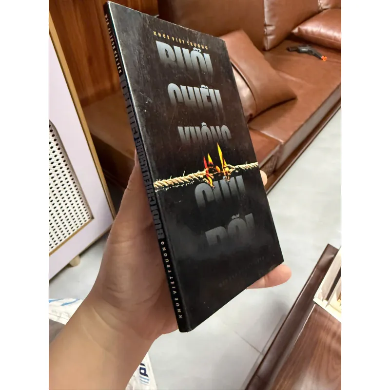 Buổi chiều muộn” – Khuê Việt Trường 975418