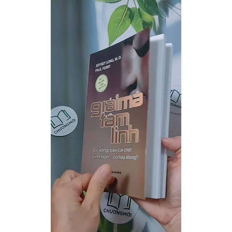 Giải mã tâm linh - Jeffrey Long 688519