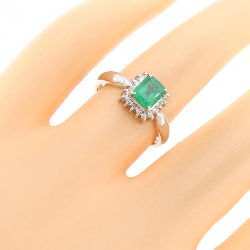 Nhẫn Emerald PT900 0.74CT 669881