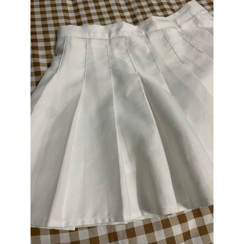 Váy tennis trắng kèm quần trong 462984