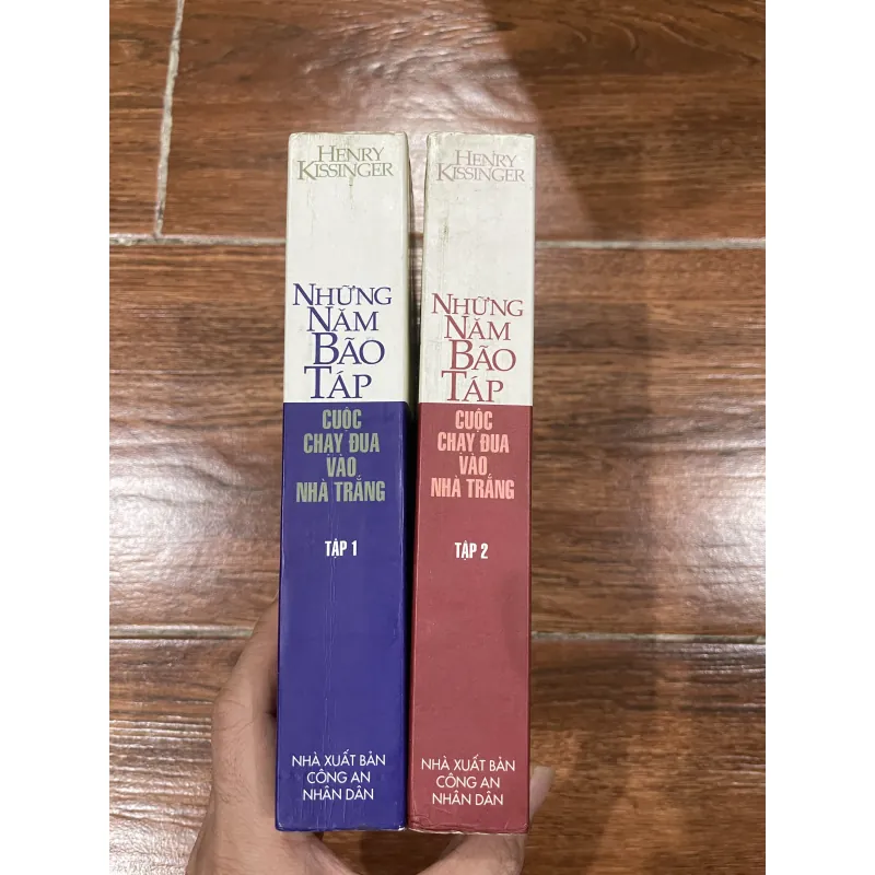 Những năm bão táp - Cuộc chạy đua vào nhà Trắng - Henry Kissinger bộ 2 tập (6) 757353