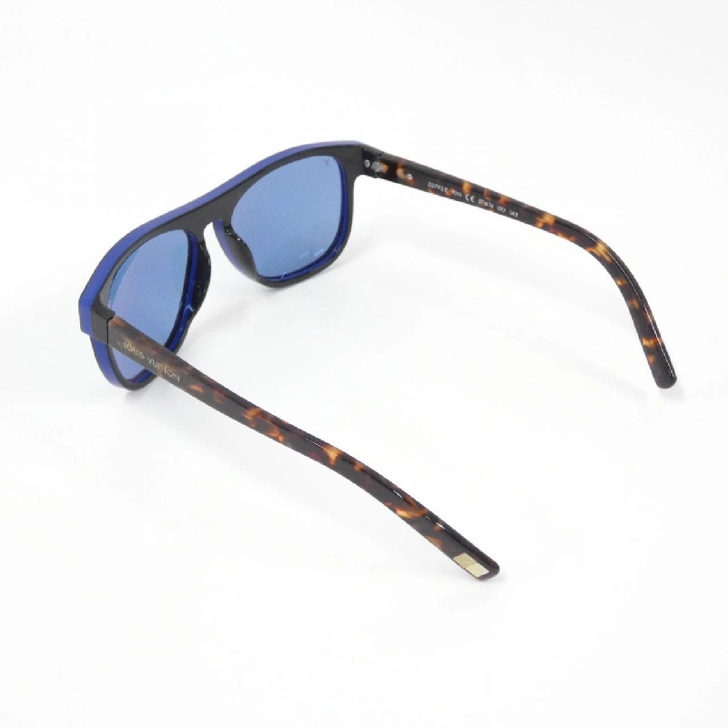 Kính mát Louis Vuitton Oliver Z0792E 625406