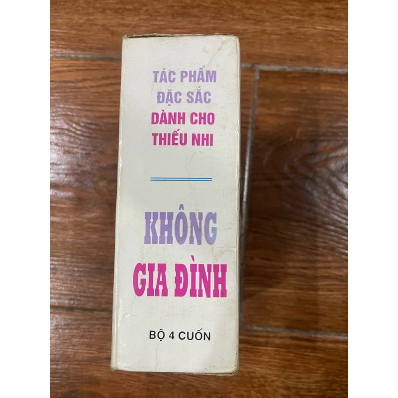 Không gia đình giá 315319