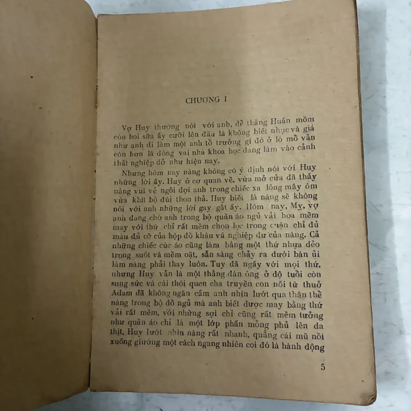 Một thời hoa mẫu đơn - Nguyễn Quang Thân 1031616