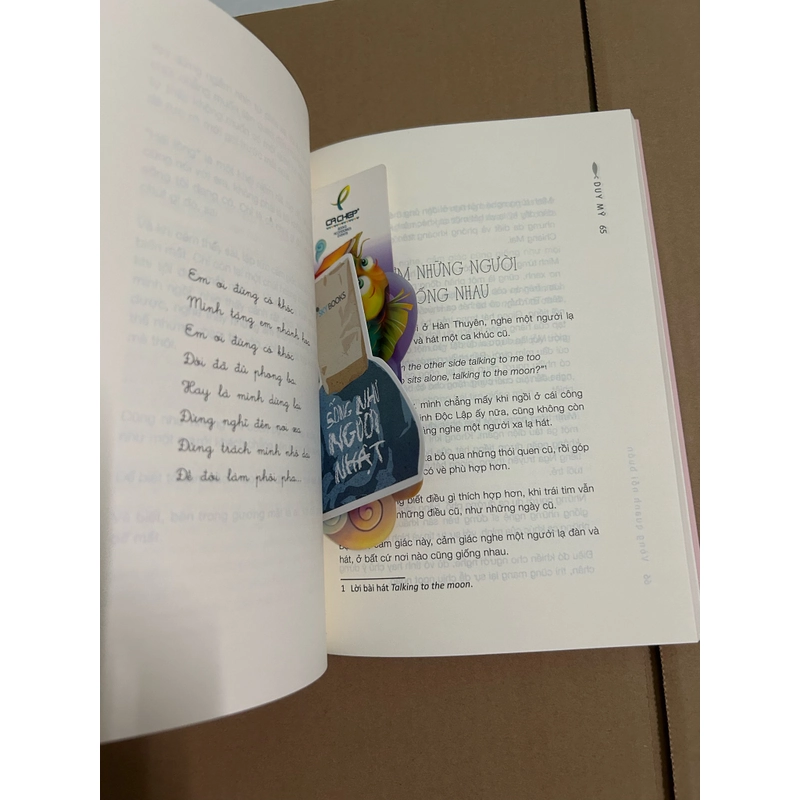 Vòng quanh nỗi buồn 473883