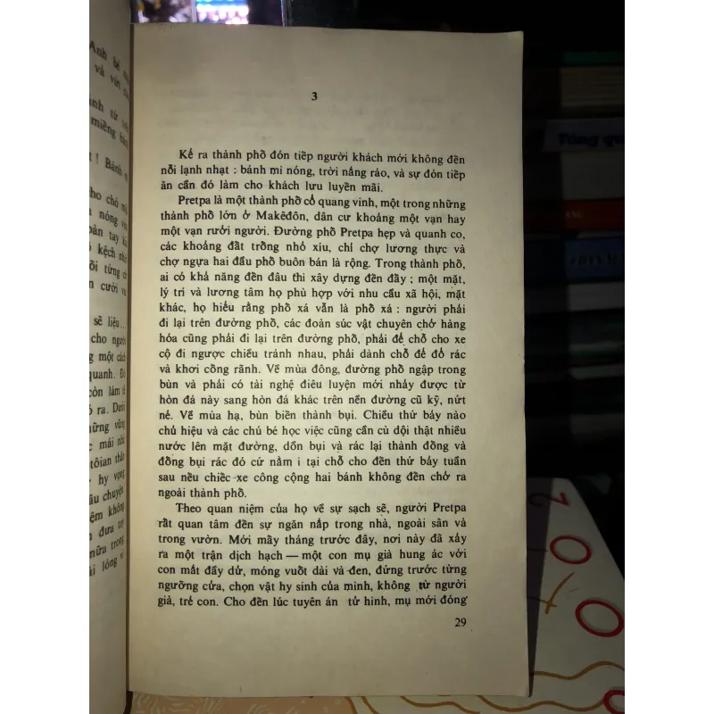 Cây đèn sắt - Đimitri Talép 932362