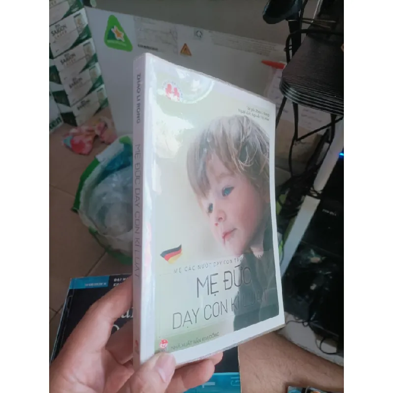 [Sách Cũ SCGR] Mẹ đức dạy con kỉ luật mới 80% có ghi trang đầu và cuối Zhao Li Rong HCM2505 MẸ VÀ BÉ 680449