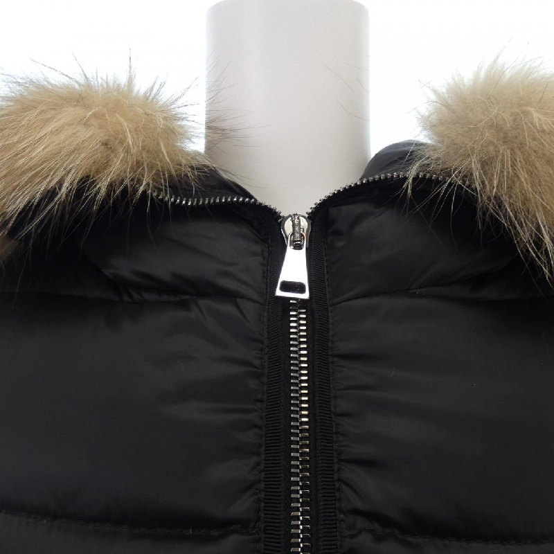 Áo khoác lông vũ MONCLER TATI 630687