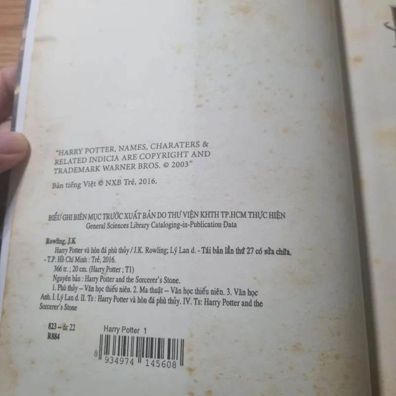 Harry Potter và Hòn Đá Phù Thủy - Tập 1 - Sách cũ (NXB Trẻ) 564362