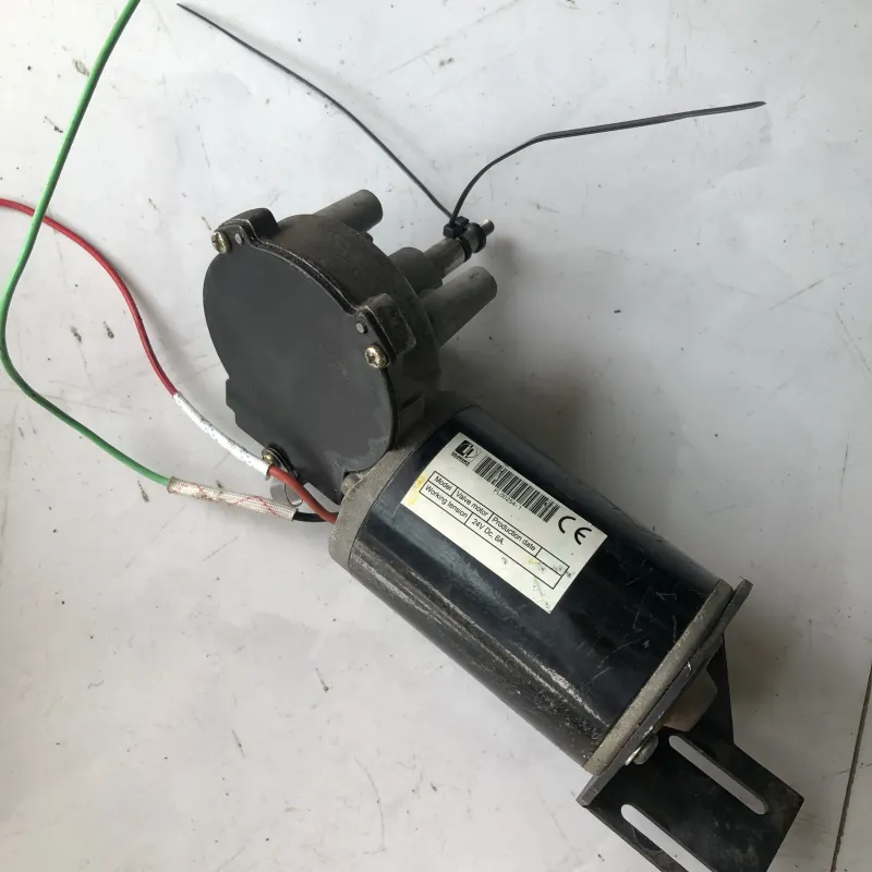 Động cơ DC giảm tốc Nhật hàng tháo máy 800305