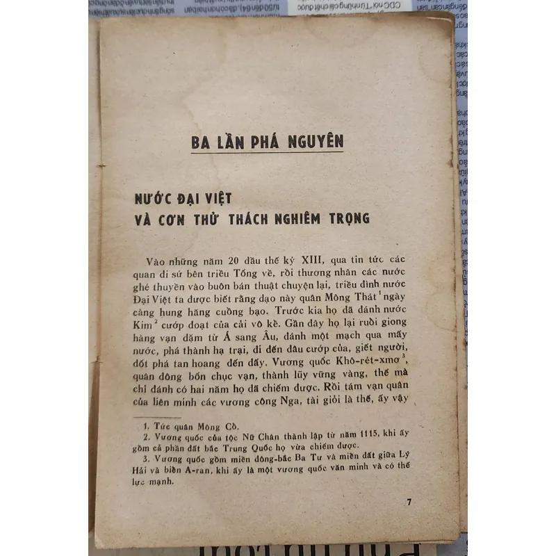 KỂ CHUYỆN BỐN NGHÌN NĂM GIỮ NƯỚC (từ thời Trần đến thời Tây Sơn)  707572