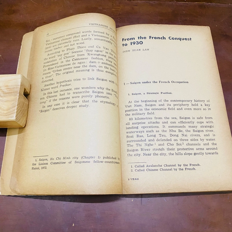 Vietnamese Studies - Saigon from the beginnings to 1945 444304
