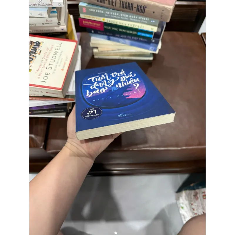 Tuổi trẻ đáng giá bao nhiêu?- K5 1032694