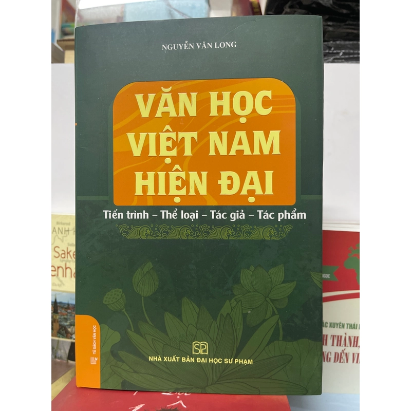Văn học Việt Nam hiện đại - Nguyễn Văn Long 472535