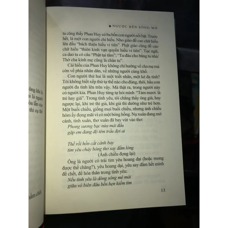 Ngược bến thành sông - Phan Huy 975491