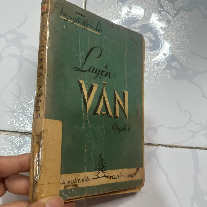 Sách luyện văn 719865