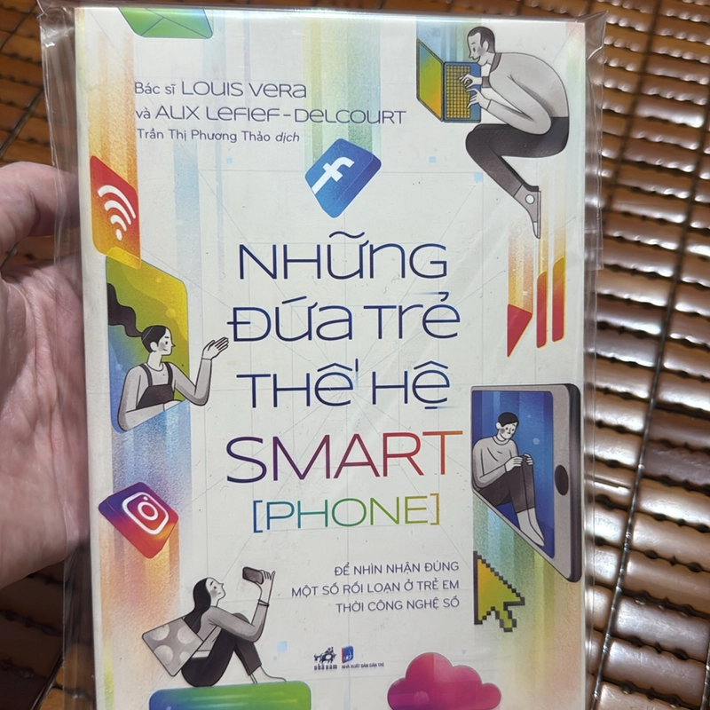 Những đứa trẻ thế hệ Smart Phone  525528