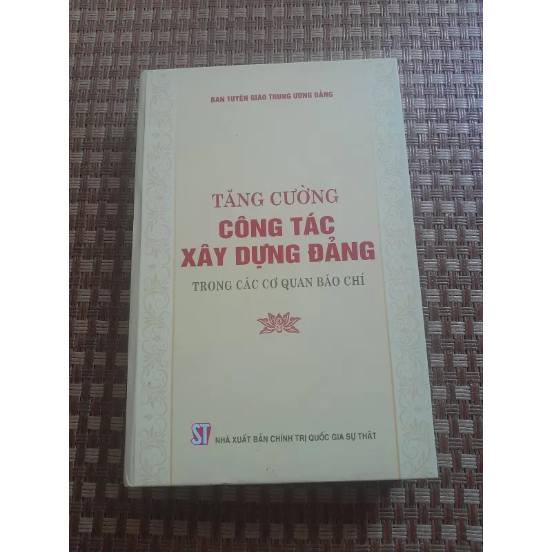 TĂNG CƯỜNG CÔNG TÁC XÂY DỰNG ĐẢNG 932787