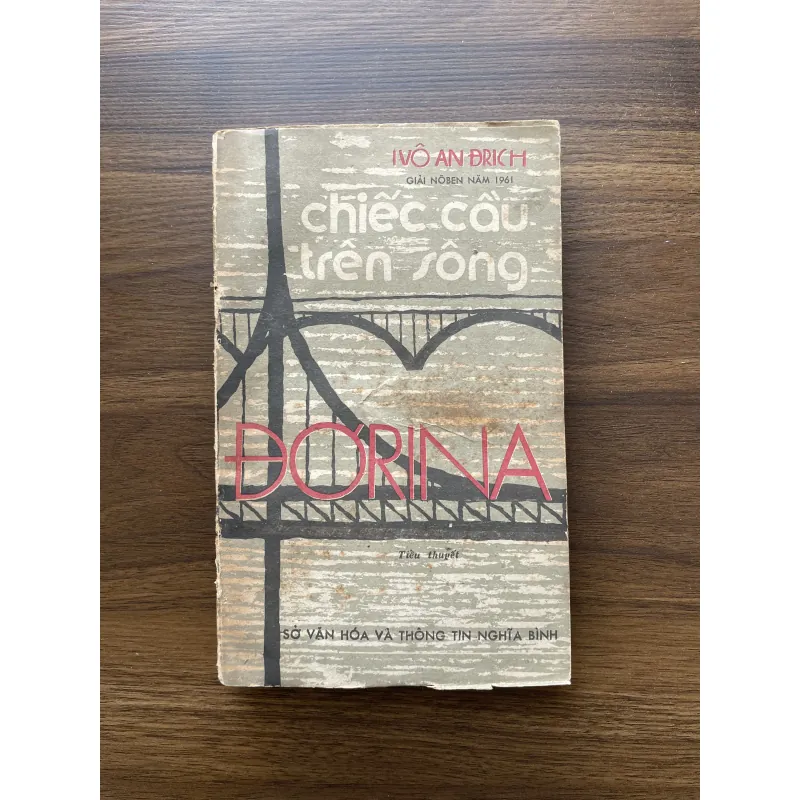 Chiếc cầu trên sông Đơrina - Ivô An Đrich 989851