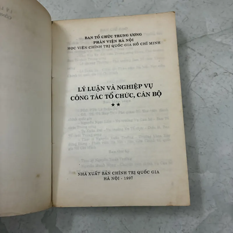 Lý luận và nghiệp vụ Công tác tổ chức cán bộ 1011324