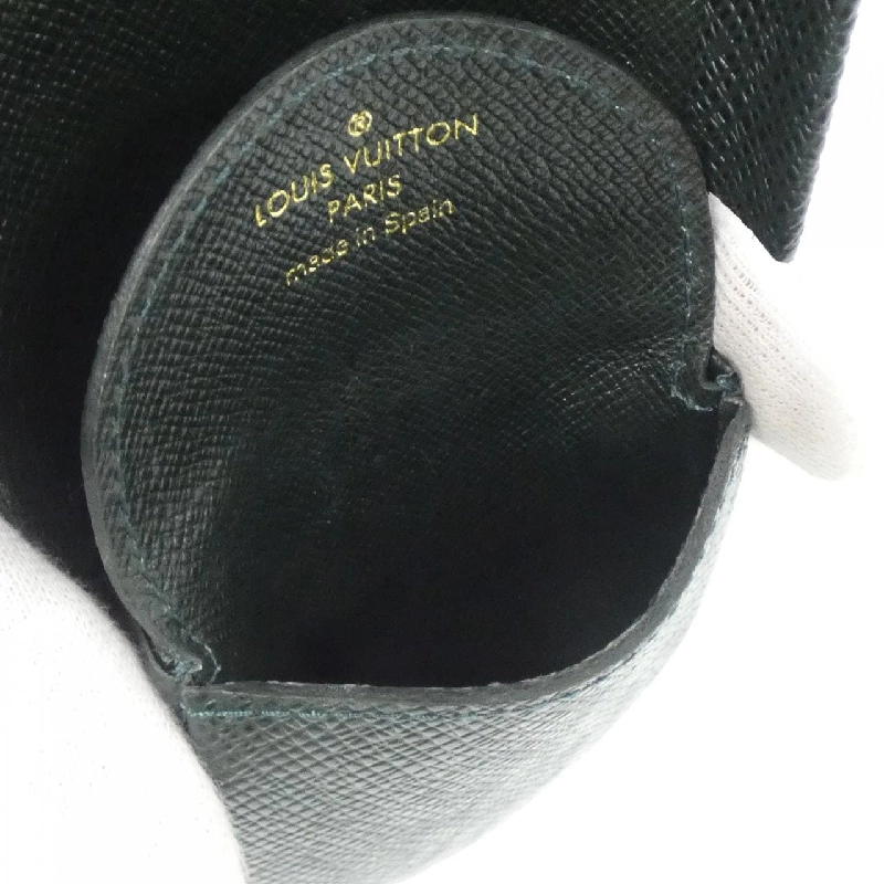 Ví tiền xu Louis Vuitton Taiga Porte Monnaie Cuve M30374 621539