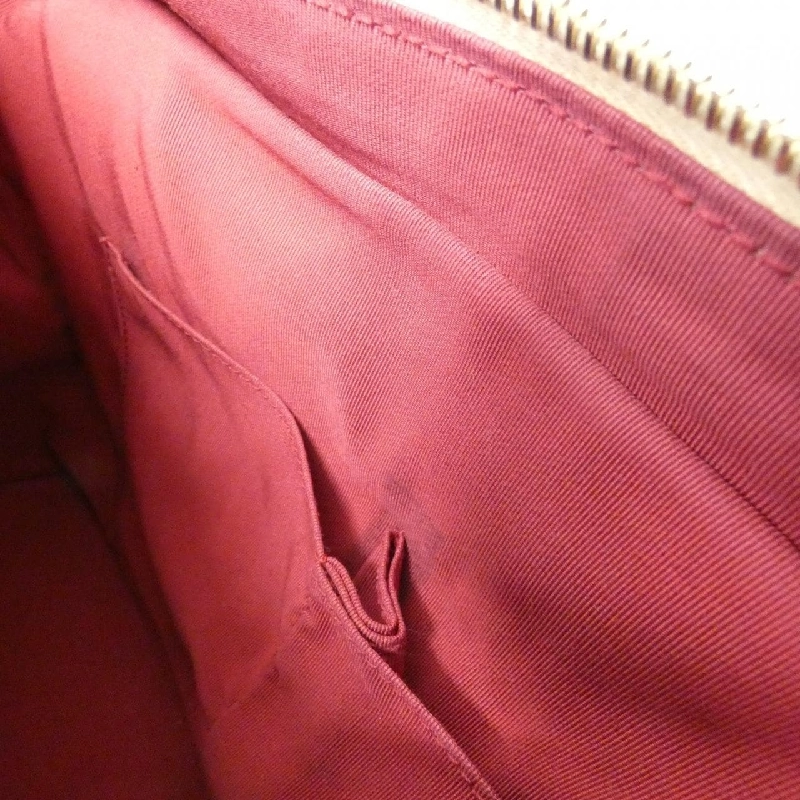 Túi xách vai Gabrielle của Chanel 93824 613314