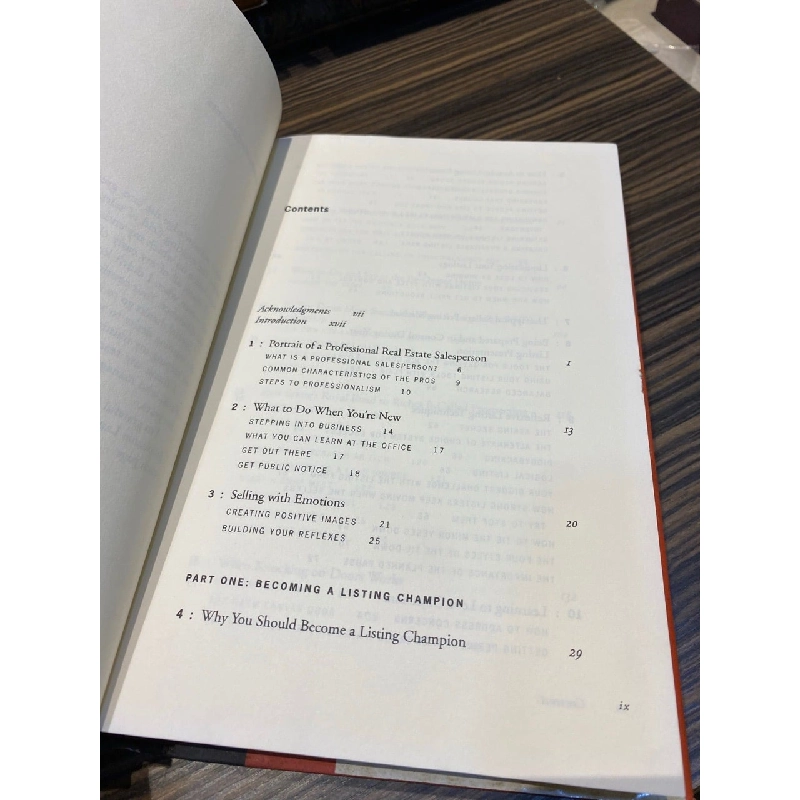MASTERING THE ART OF SELLING REAL ESTATE (Fully Revised and Updated) - Tom Hopkins 143538