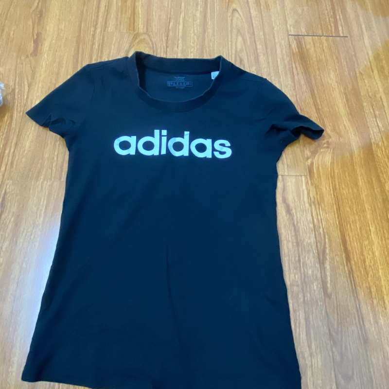 Áo phông adidas đen size S 309028