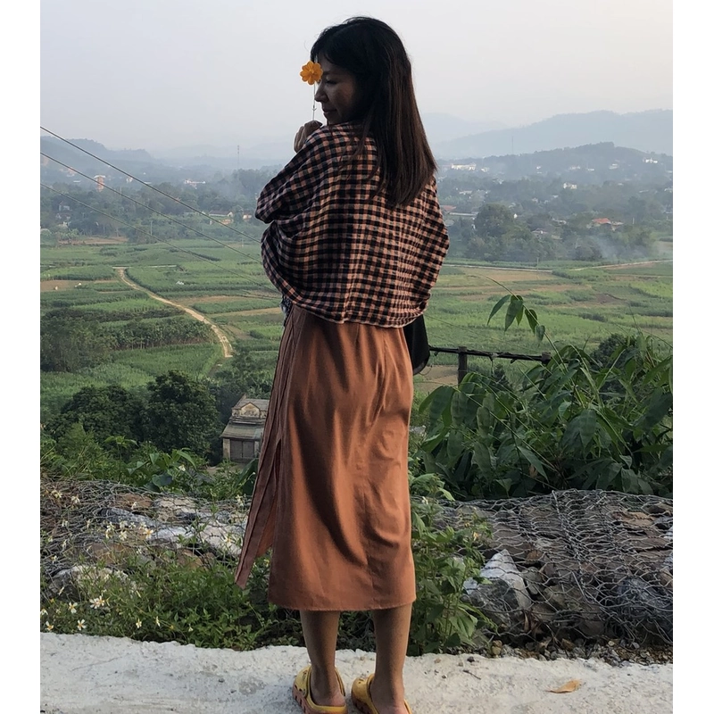 *UPTOSECONDS* ĐẦM 2 DÂY DẠO PHỐ MÀU NÂU ĐẤT *VẢI THÔ CHẤT ĐẸP *TẶNG QUÀ 0Đ FS THÁNG 5+6 418448