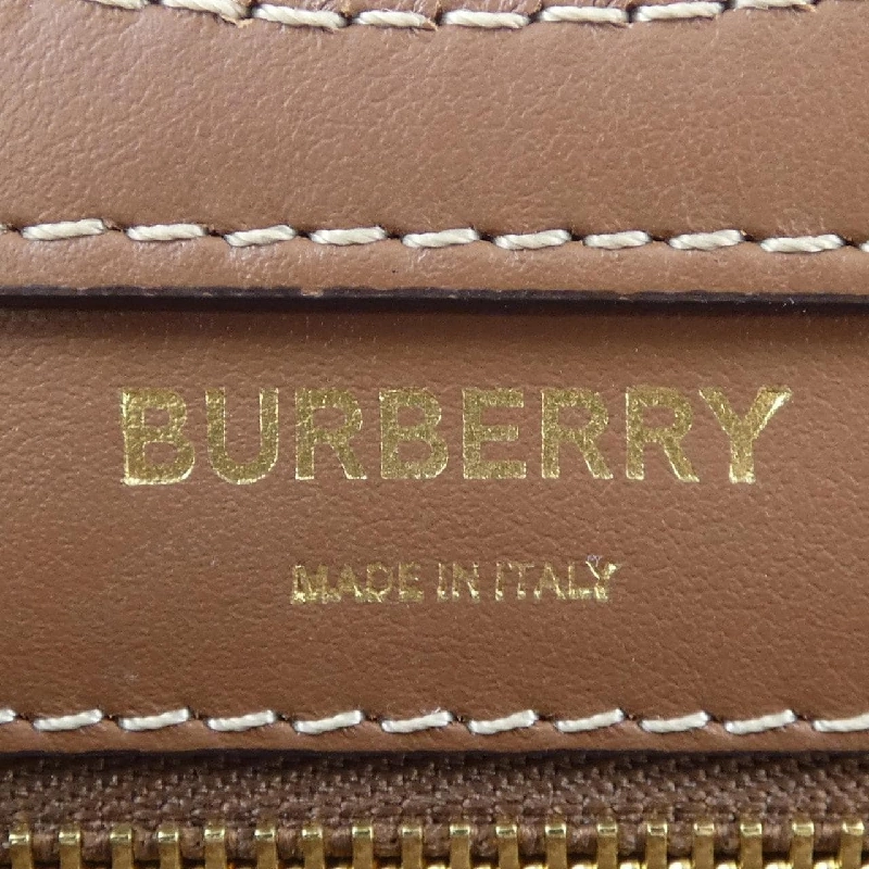 Túi xách Burberry BURBERRY POCKET BAG 80393611 658373