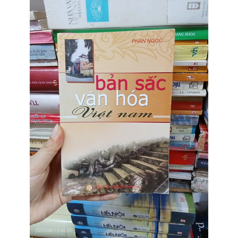 Bản Sắc Văn Hoá Việt Nam- Phan Ngọc 474144