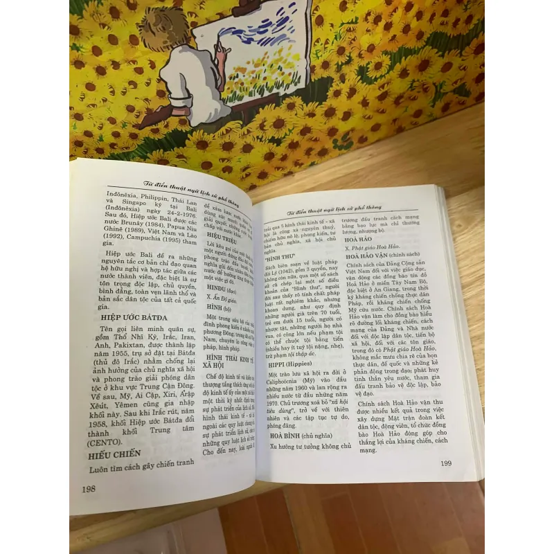 Từ Điển Thuật Ngữ Lịch Sử Phổ Thông - GS. Phan Ngọc Liên 928061