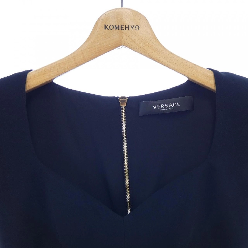 Váy đầm VERSACE - Hàng hiệu Authentic 819022