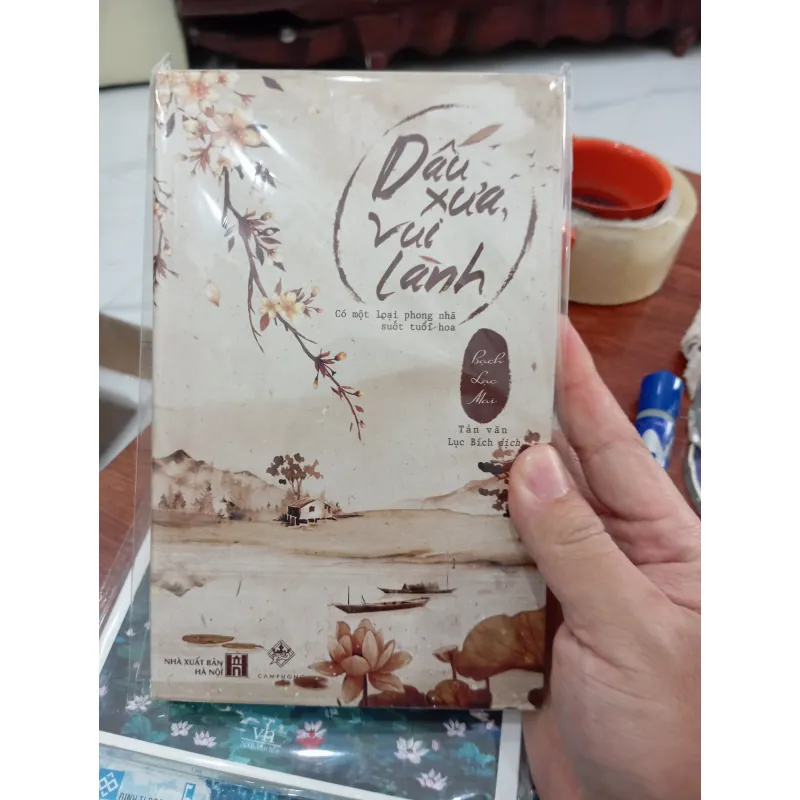 Dấu xưa, vui lành _ Bạch Lạc Mai 1003145