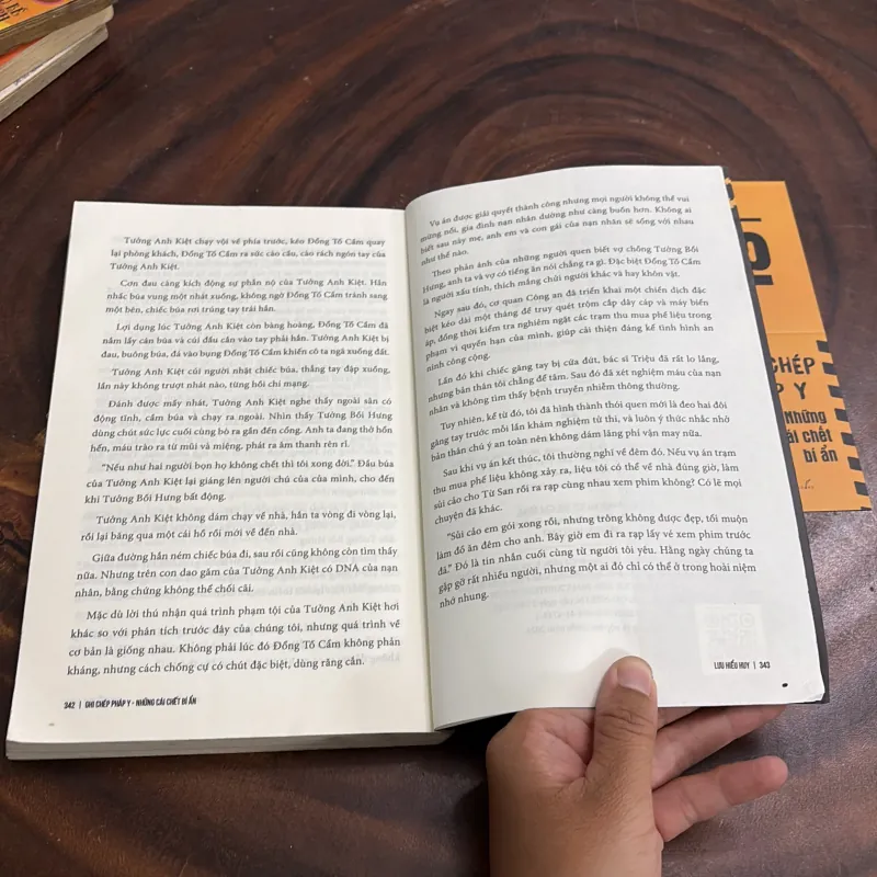 II Ghi Chép Pháp Y: Những Cái Chết Bí Ẩn - Lưu Hiểu Huy - 2024 991939