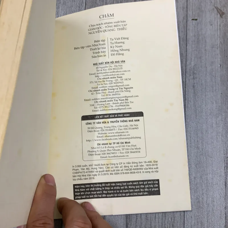 Chậm - milan kundera. 7b3 783526