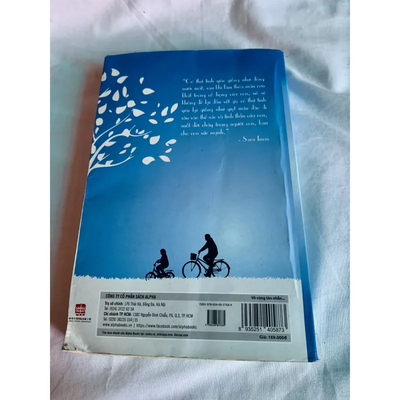 Sách vô cùng tàn nhẫn, vô cùng yêu thương 993379