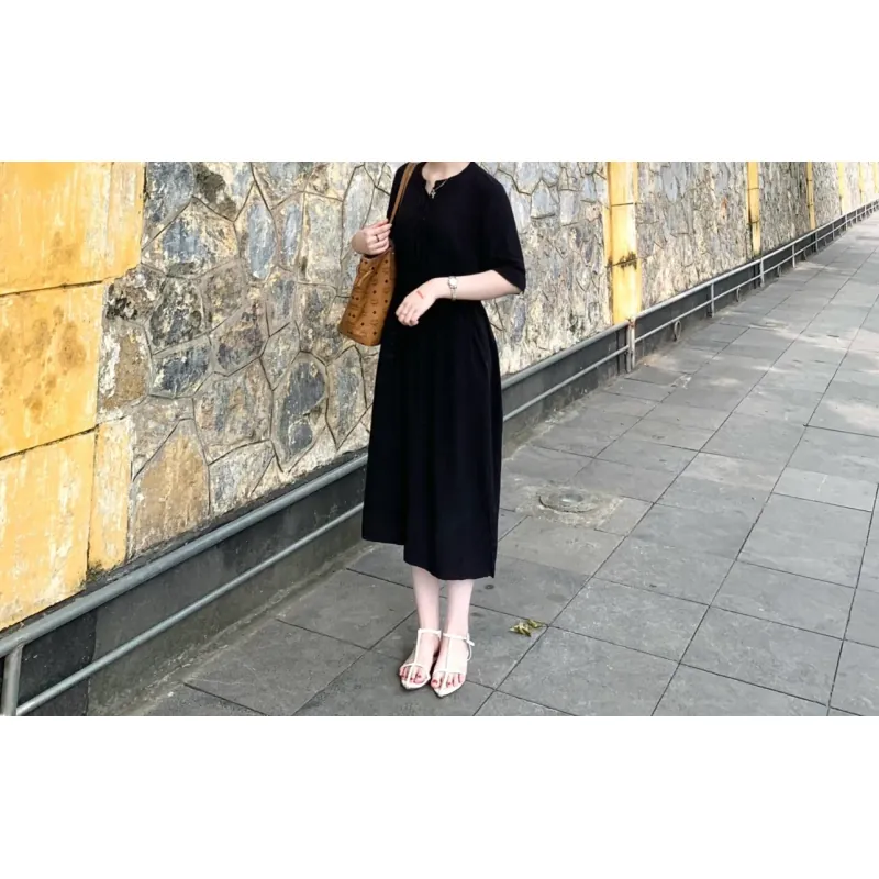 Đầm nữ xinh màu đen vải lanh mát Freesize 572745