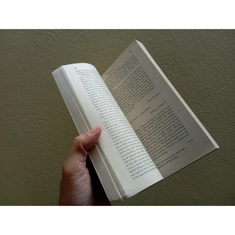 Dracula bram stocker , sách ngoại văn tiếng Anh english book  757962